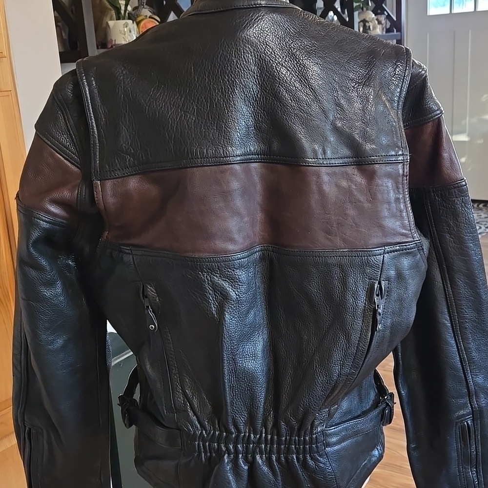 Black and Brown Leather Jacket Unknown Maker Womens Size XL Biker Moto Fitted - Picture 4 of 13